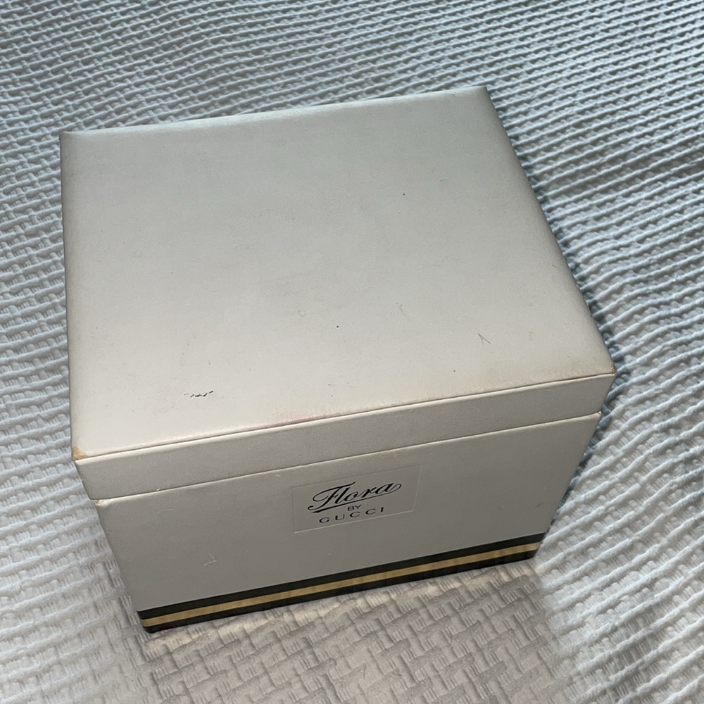 Gucci box - Picture 2 of 5